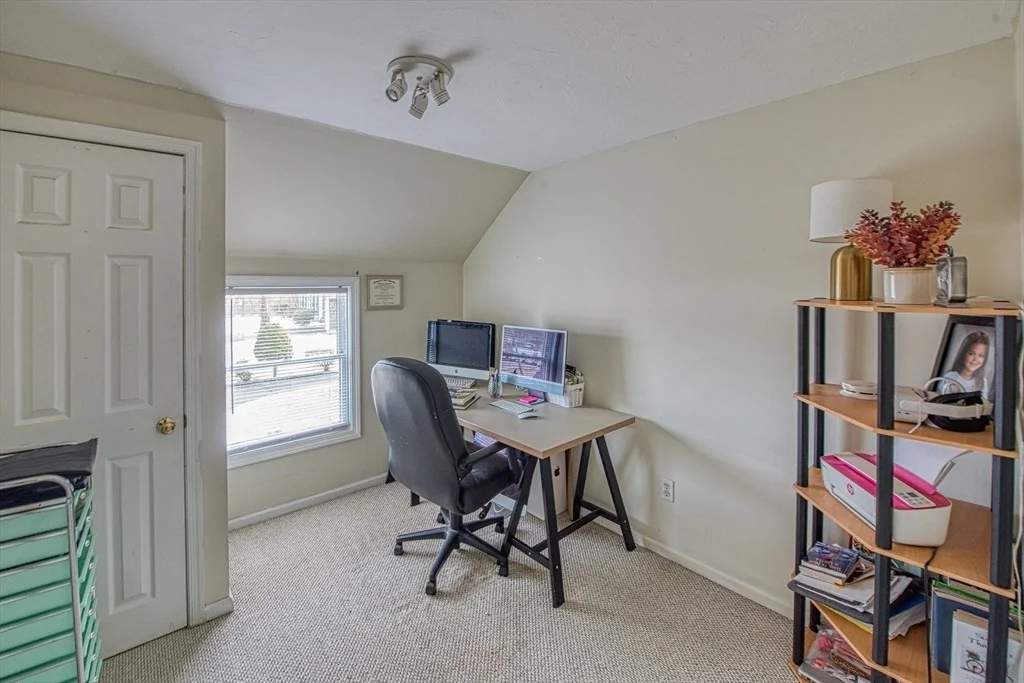 Photo of 832 Temple Street