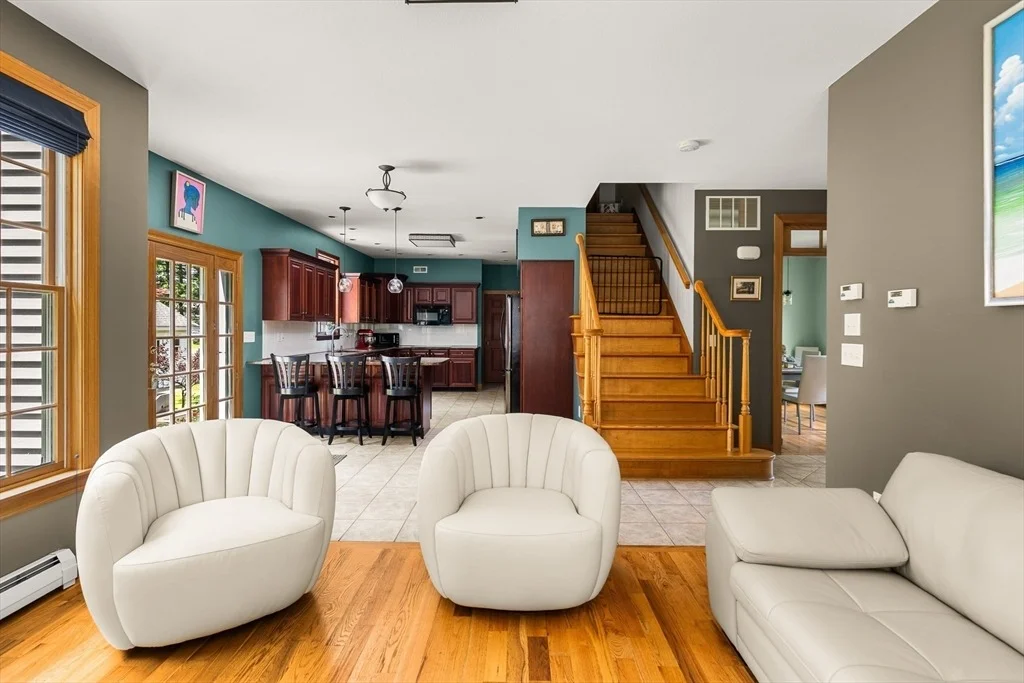 Photo of 294 Cardinal Way