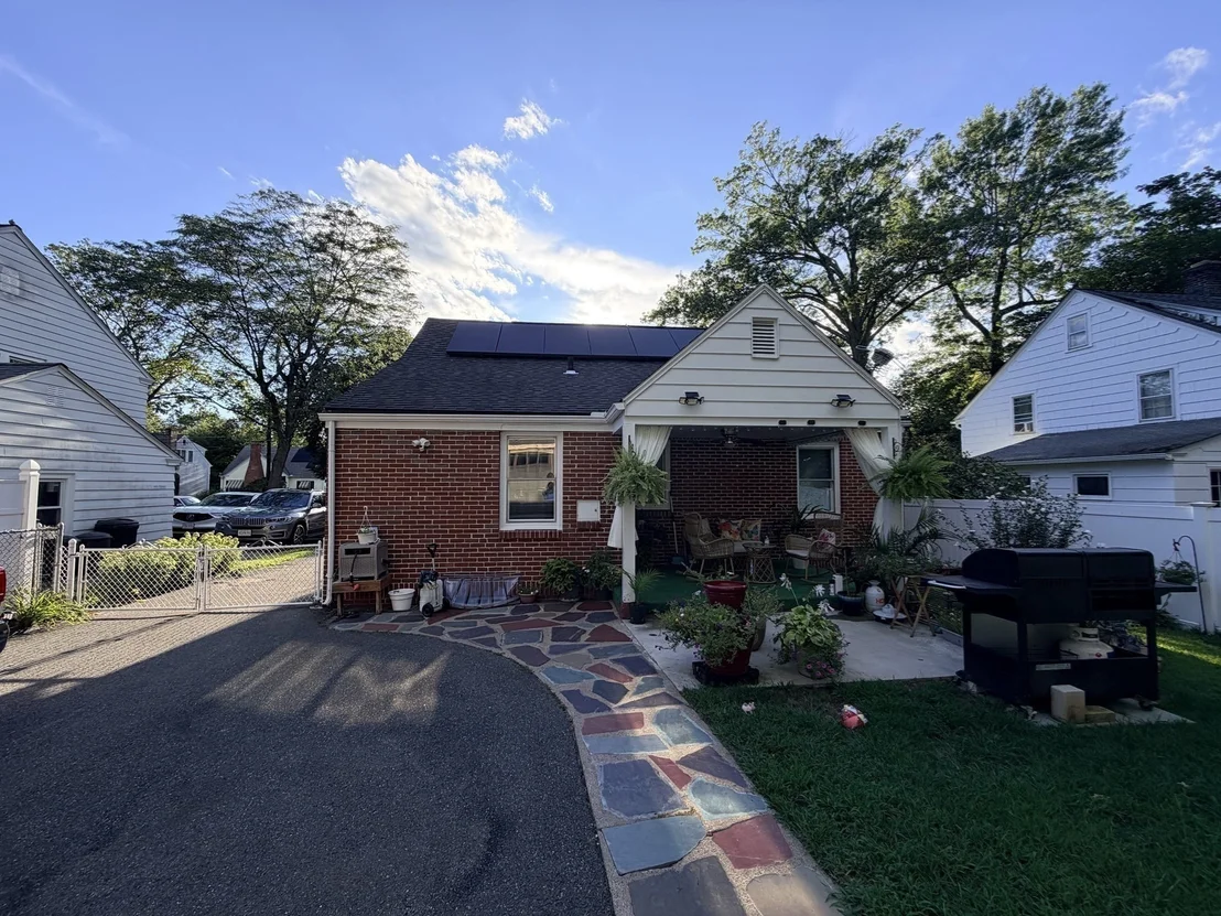 Photo of 169 Roosevelt Ave
