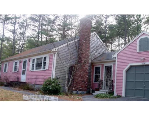 Photo of 778 Putnam Ave