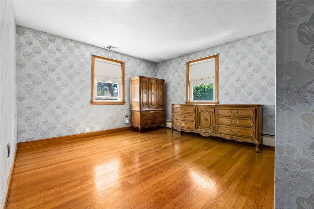 Photo of 33 Lantern Rd
