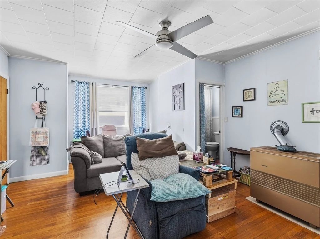 Photo of 430 William St.