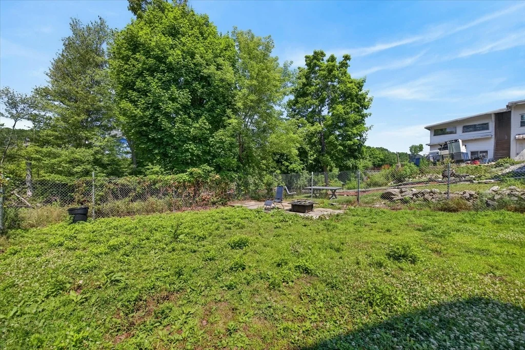 Photo of 12 River Ct