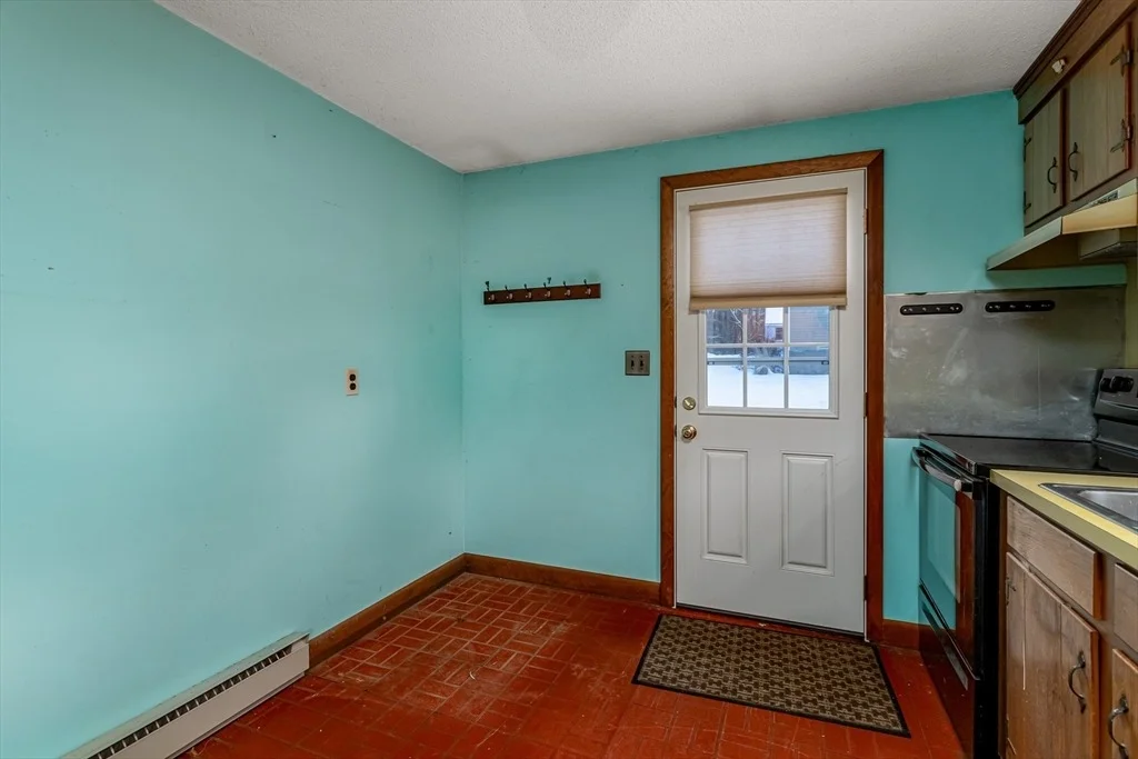 Photo of 10 Jonathan Dr