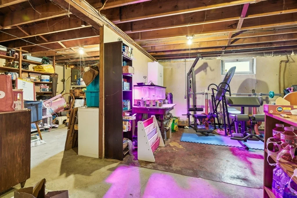 Photo of 33 Webster Ave