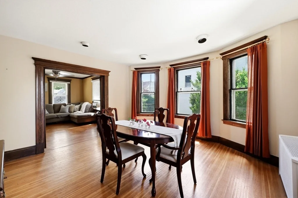 Photo of 105 Pine St