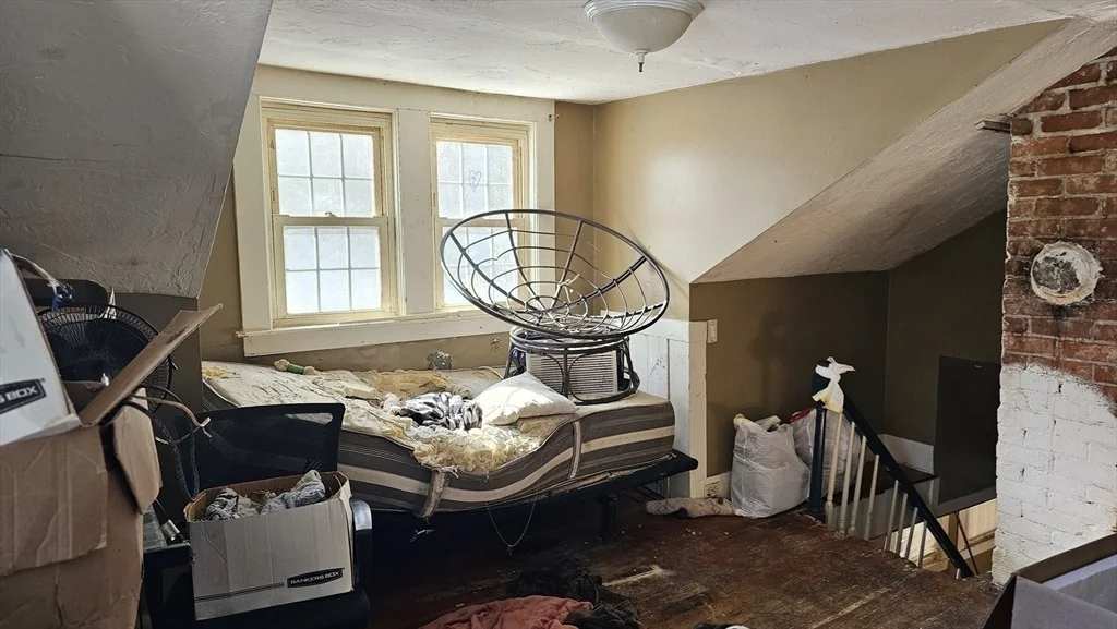 Photo of 45 River St