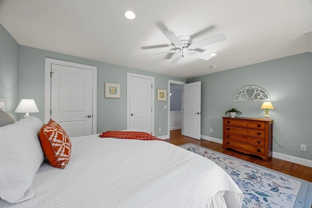 Photo of 783 Santuit-Newton