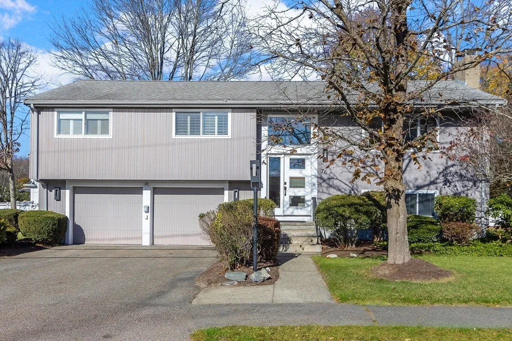 Photo of 76 Noanett Rd