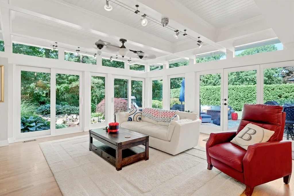 Photo of 93 Wheel Meadow Dr
