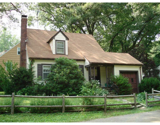 Photo of 98 Beaverbrook Pkwy