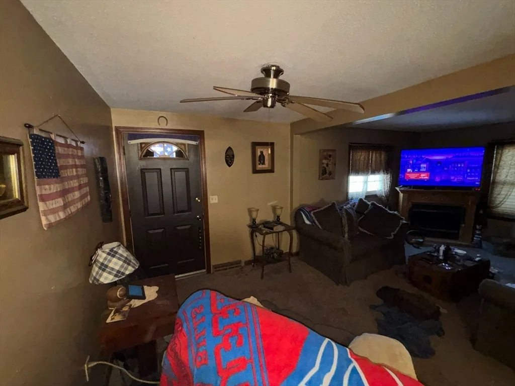 Photo of 11 Rolf Ave