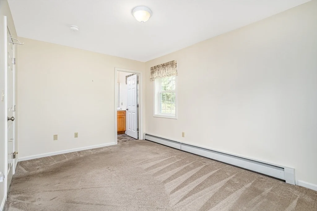 Photo of 380 Leo Drive