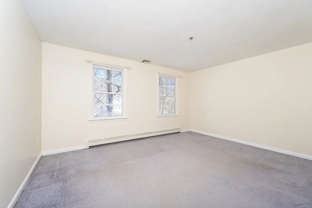 Photo of 6 Gates Farm Circle