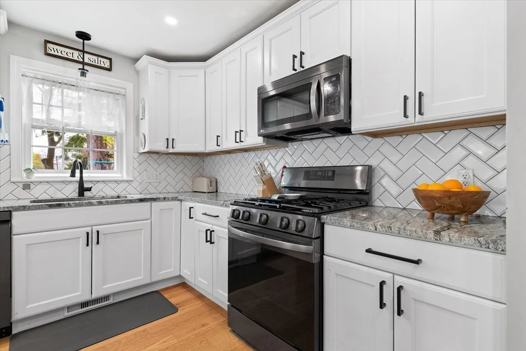 Photo of 200 Greeley St