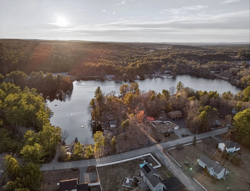 Photo of 43 Mohawk Dr