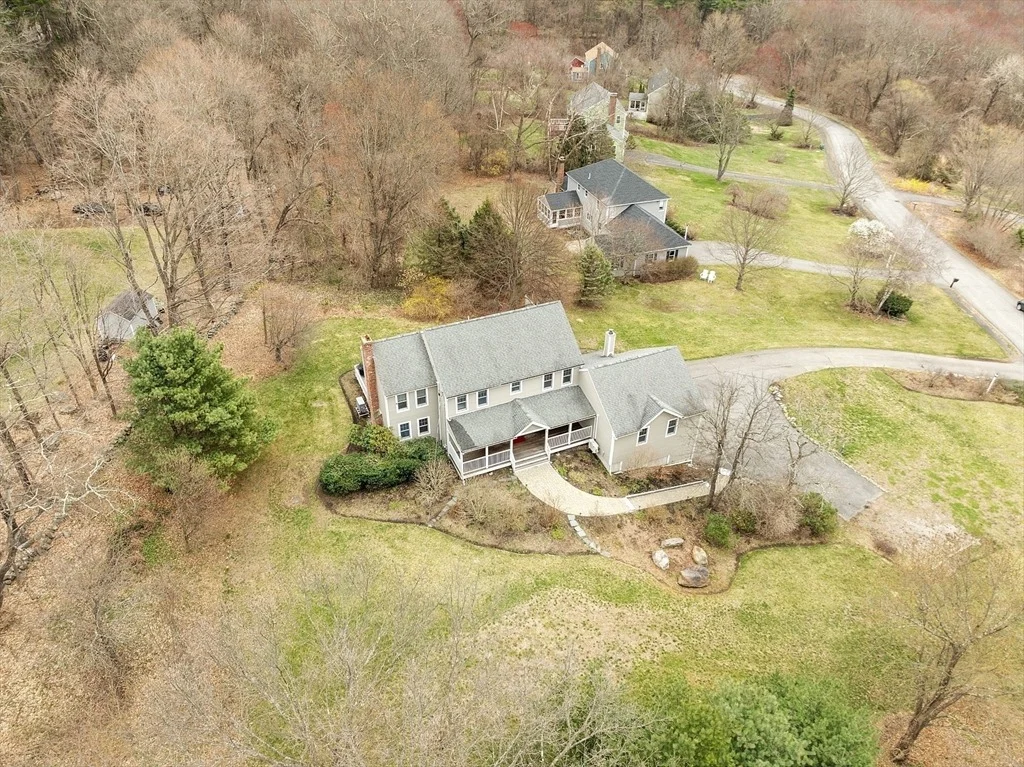 Photo of 933 Liberty Square Rd