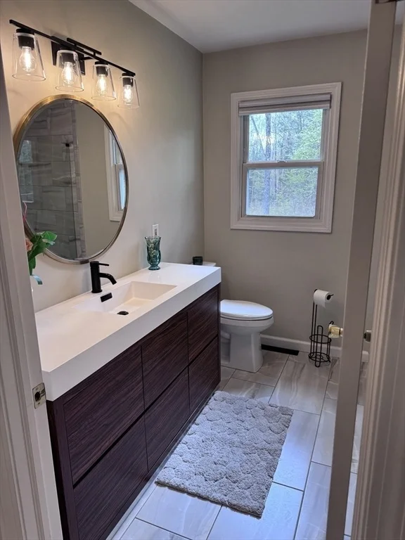 Photo of 1260 Westhampton Road