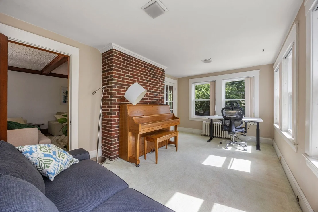 Photo of 25 Lovell Rd