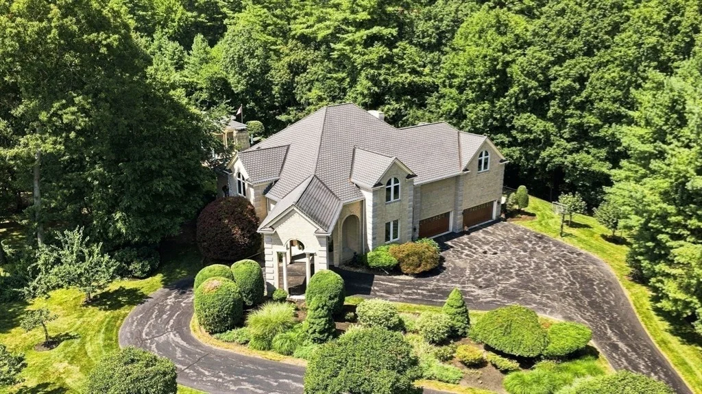 Photo of 41 Spruce Rd.