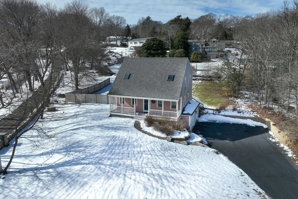Photo of 965 Ferry Street