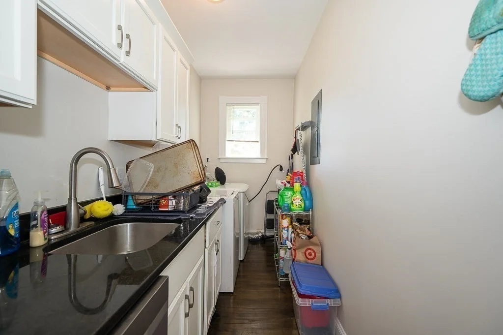 Photo of 192 Vernon St