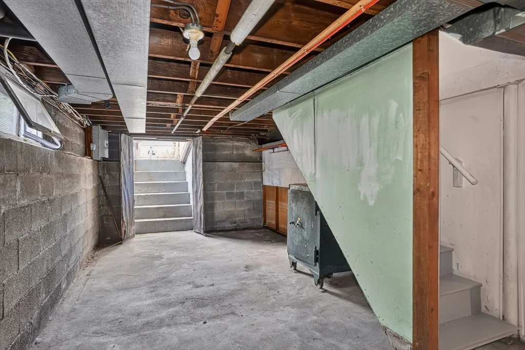 Photo of 15 Jefferson Ave