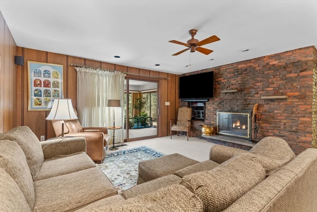 Photo of 35 Lucas Dr
