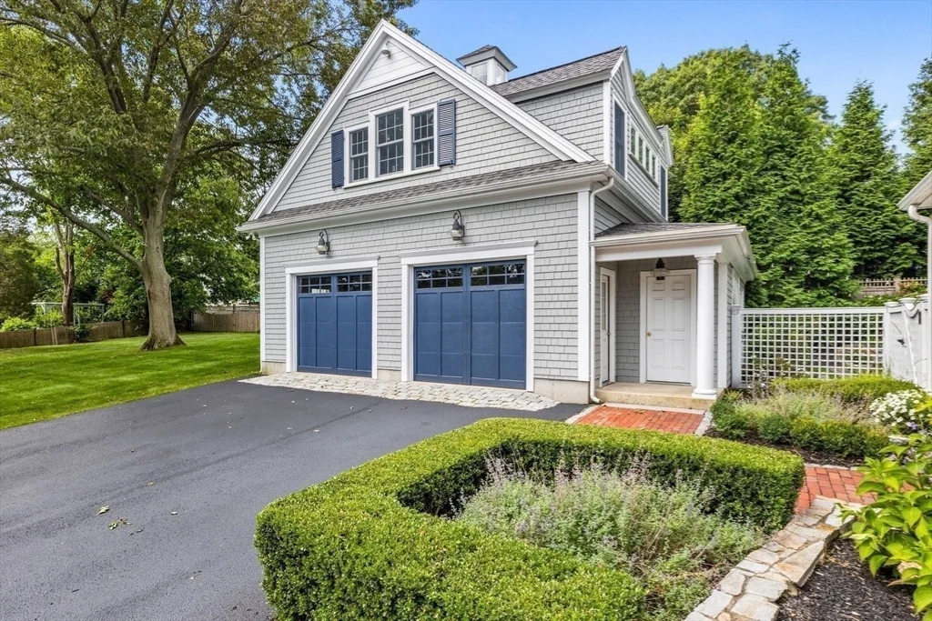 Photo of 38 Whiton Ave