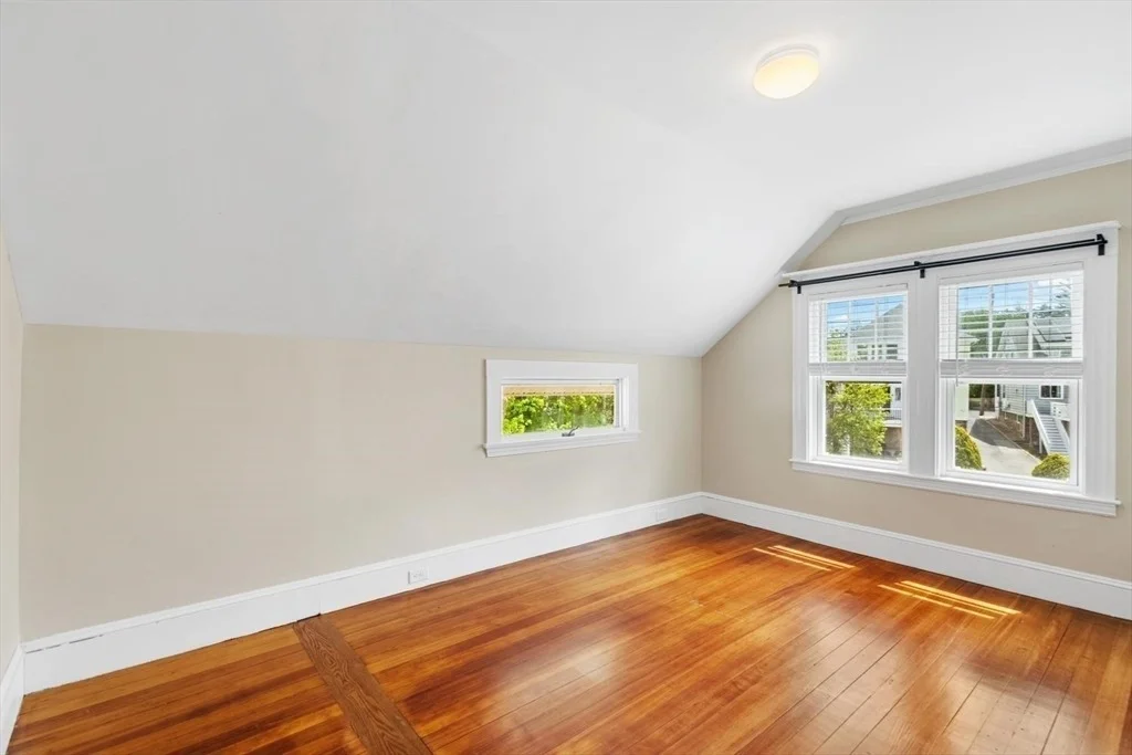 Photo of 19 Brooklawn Terrace