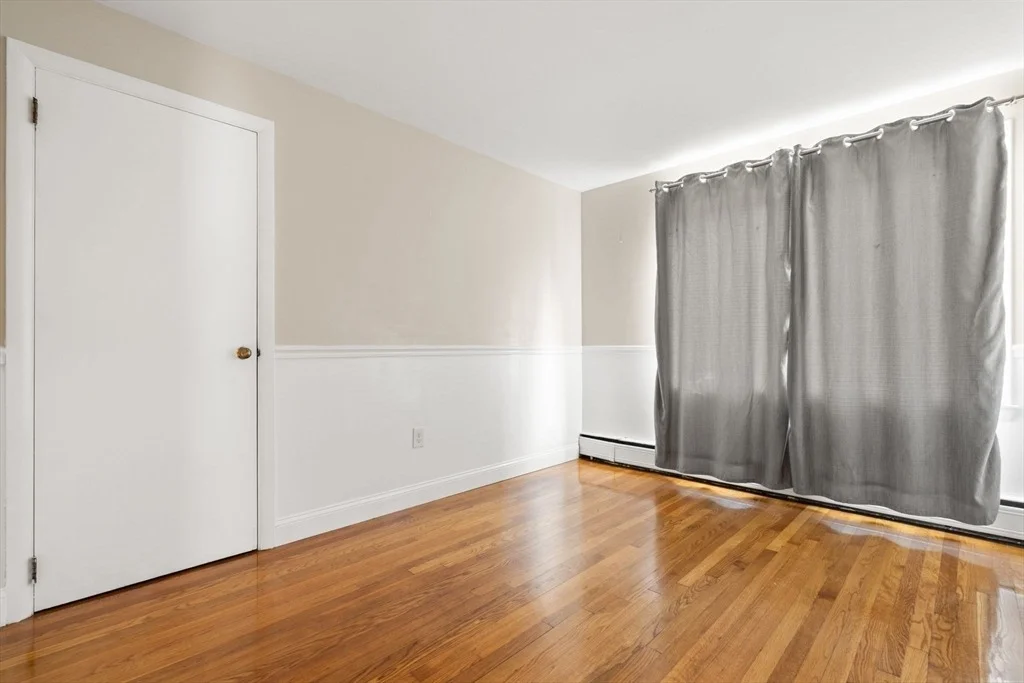 Photo of 56 Beach St