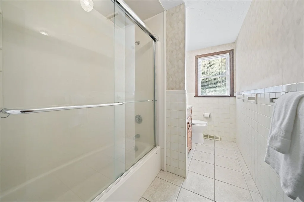 Photo of 6 Sandy Ridge Cir