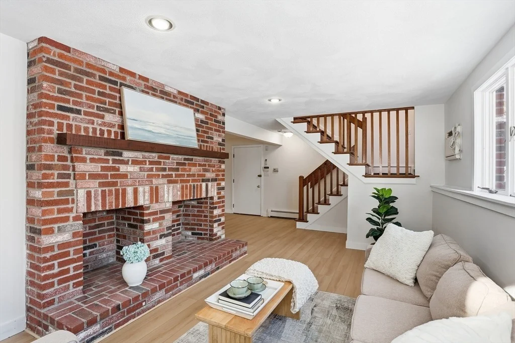 Photo of 25 Glenridge Drive