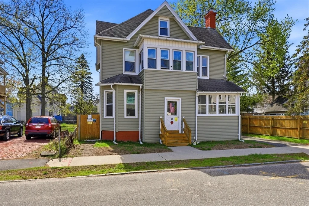Photo of 41 Euclid Ave