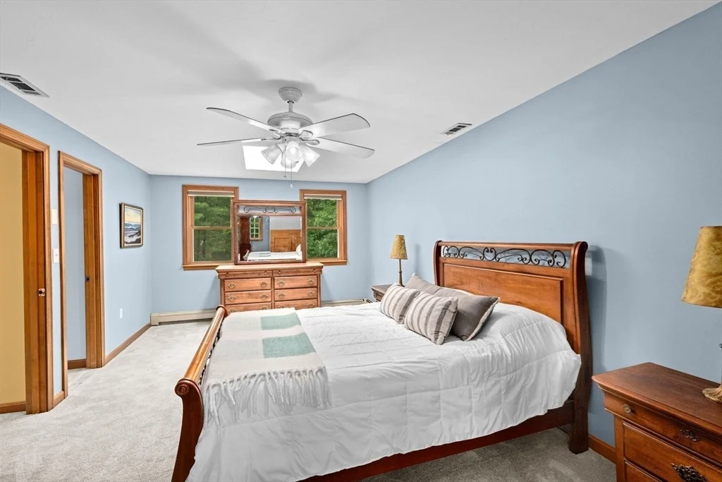 Photo of 109 Thayer Dr