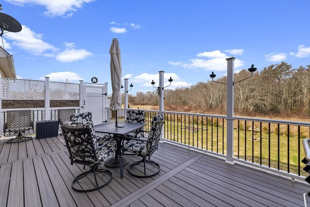 Photo of 6 Meadowlark Drive