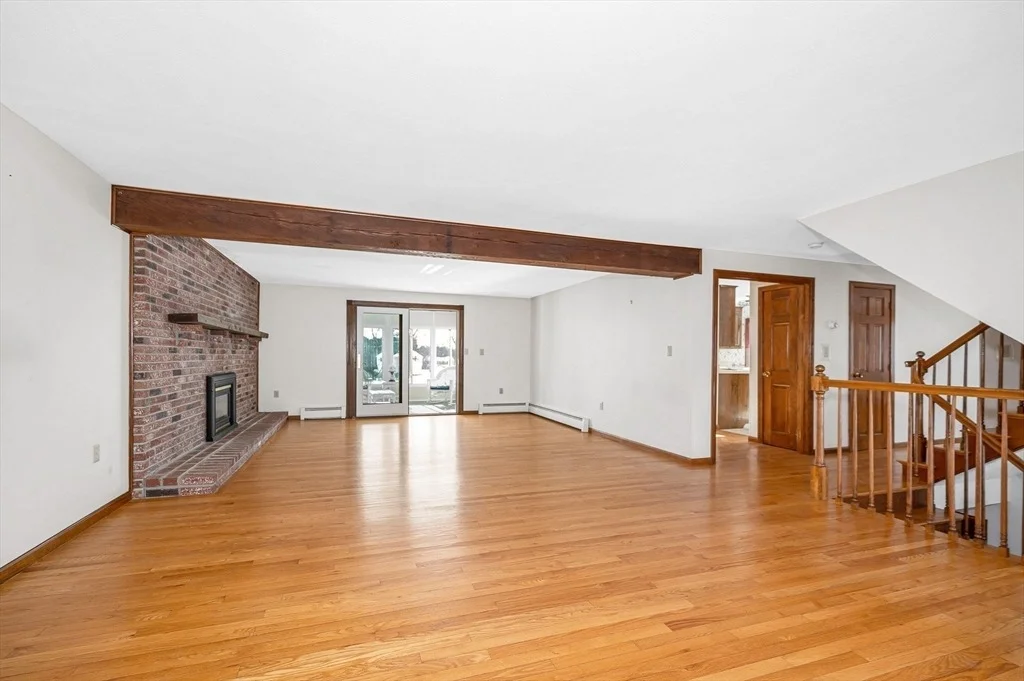 Photo of 287 Fox Ave