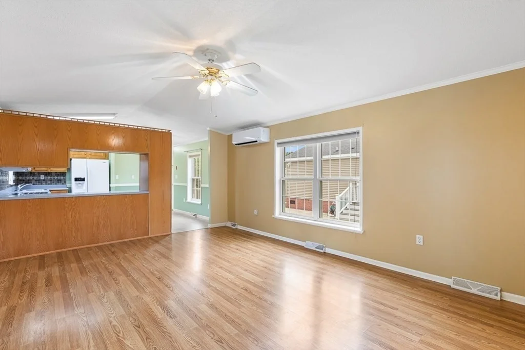 Photo of 7 Robert Rd
