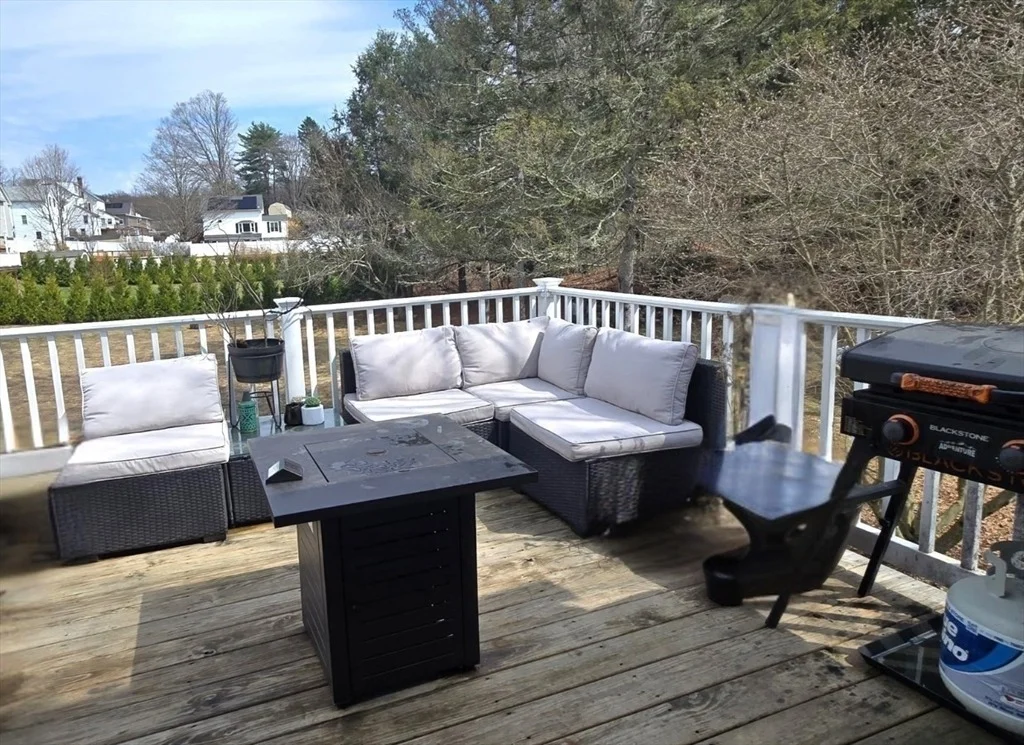 Photo of 83 Comins Pond Rd