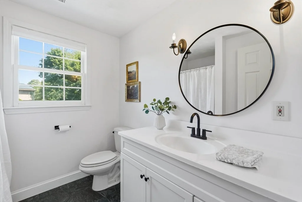 Photo of 267 Beacon