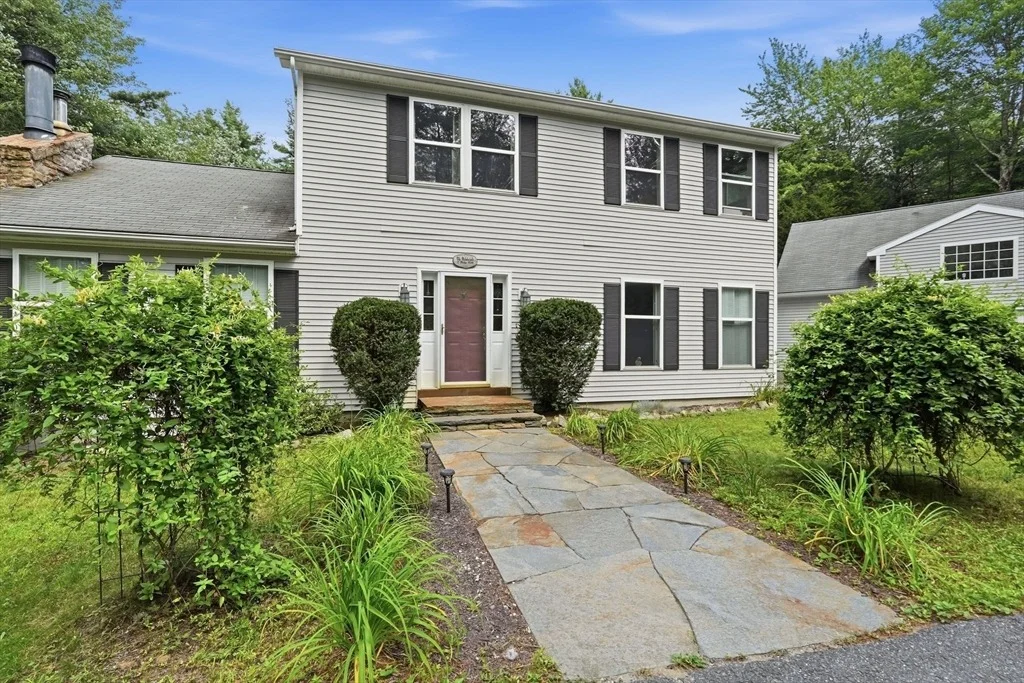 Photo of 17 Phelps Ln