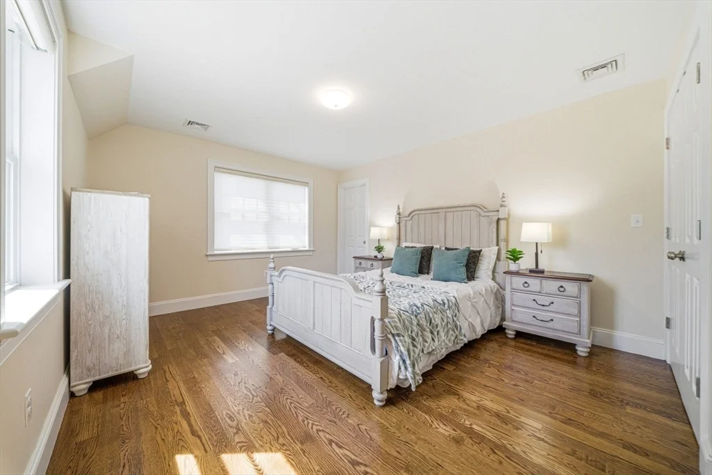Photo of 35 Marshall Rd
