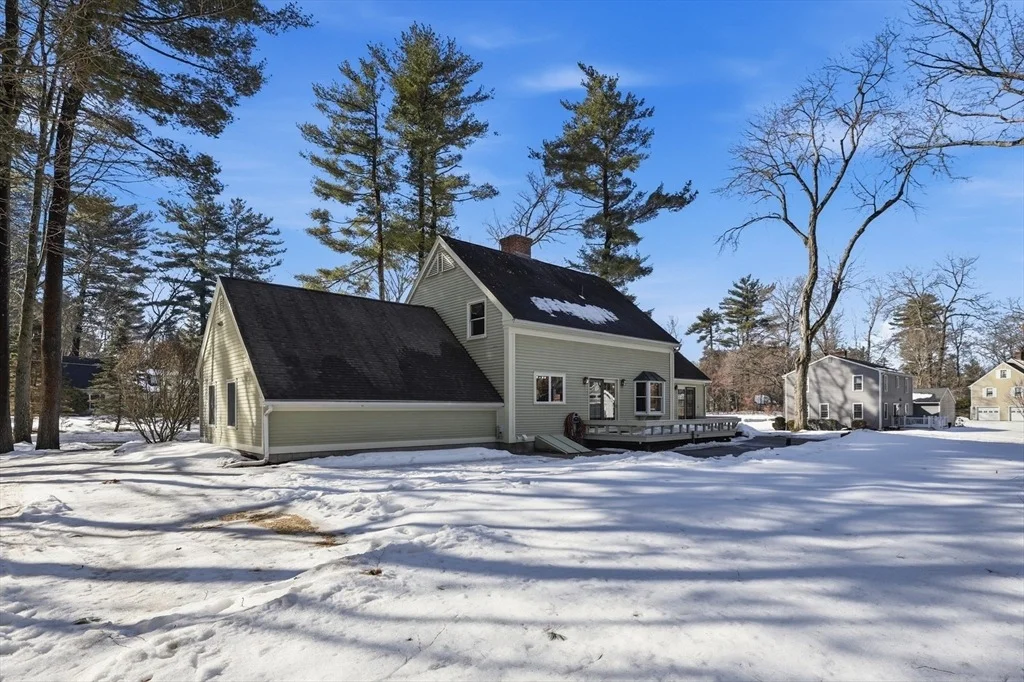Photo of 8 Aloha Dr
