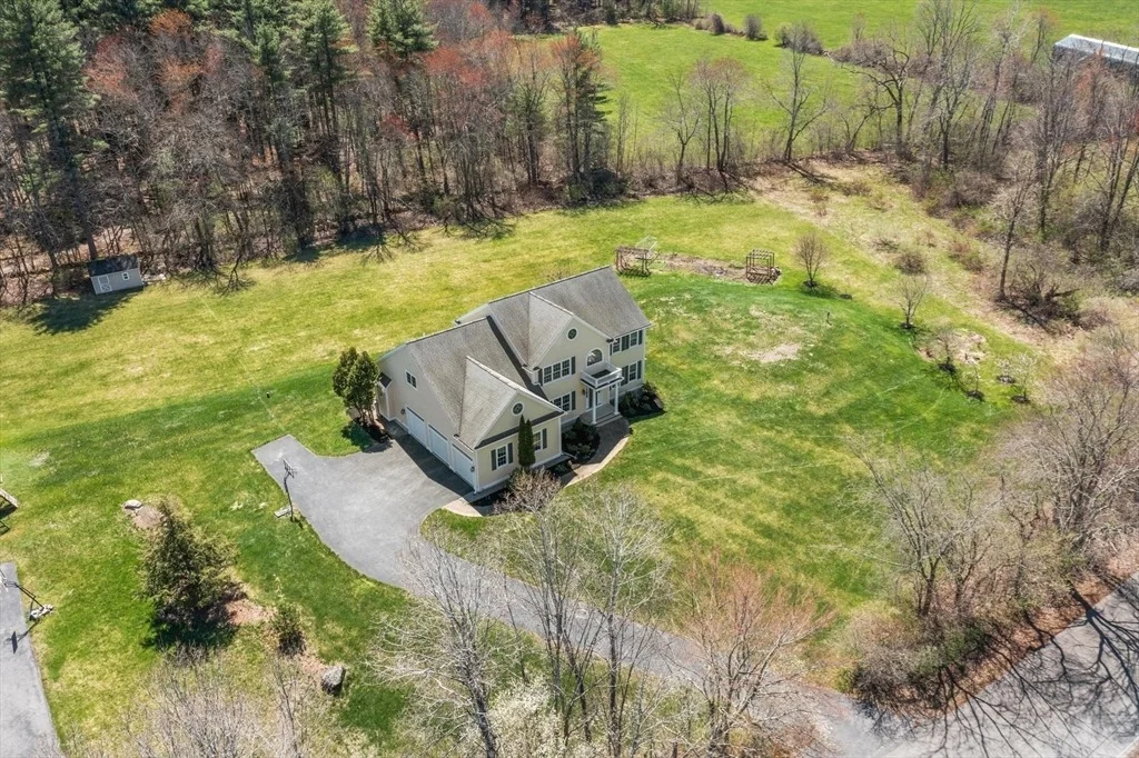 Photo of 43 Old Mill Rd