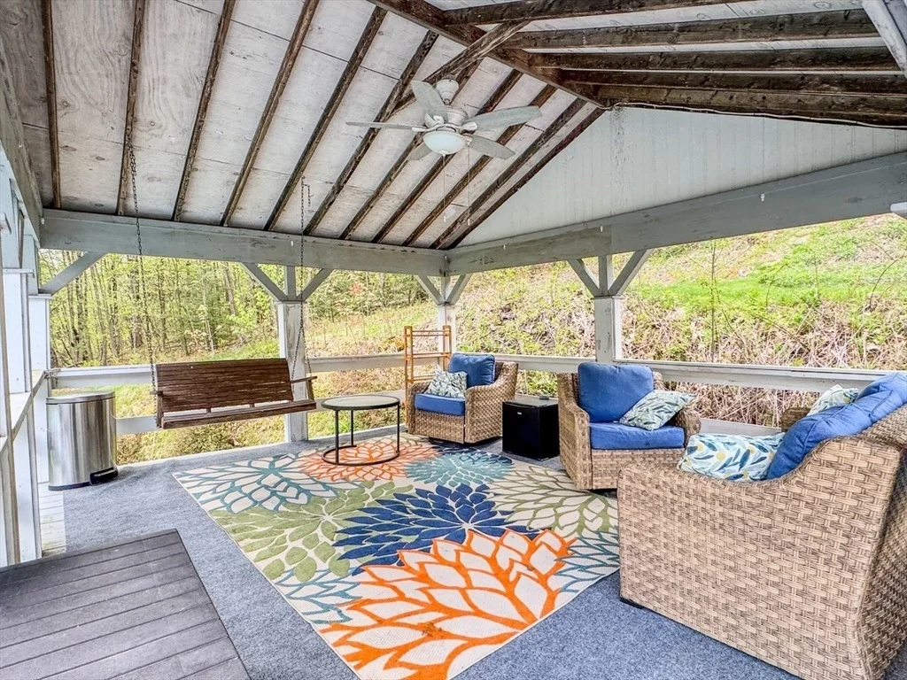 Photo of 609 Gulf Road