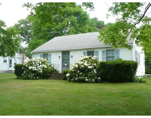 Photo of 97 Raynor Avenue