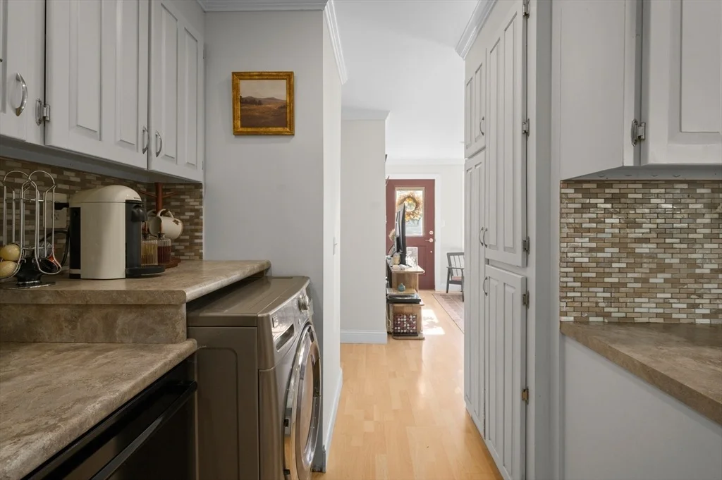 Photo of 18 Middlebrook Rd