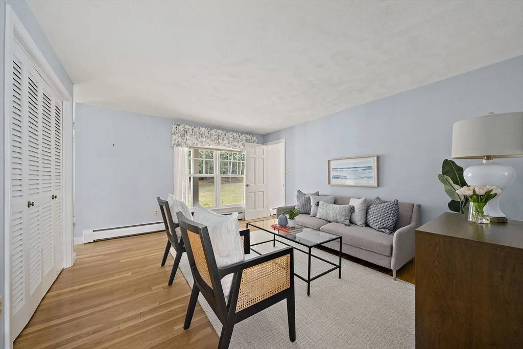 Photo of 10 Green Ln