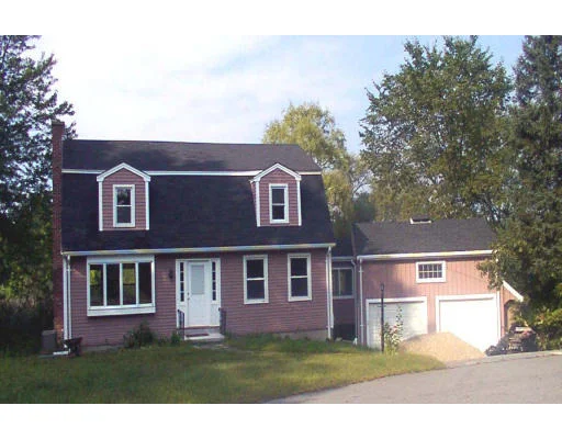 Photo of 6 Houghton Ln
