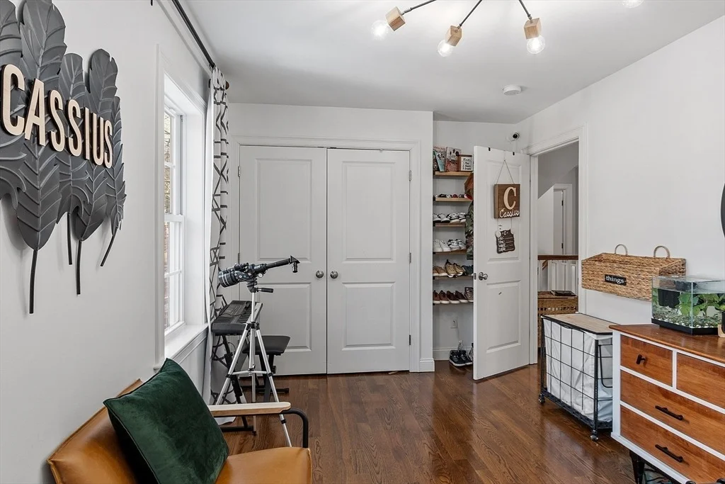 Photo of 75 Chestnut St